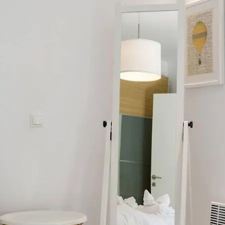 Radiant Homm Vouliagmeni Apartment, 4ppl Atény